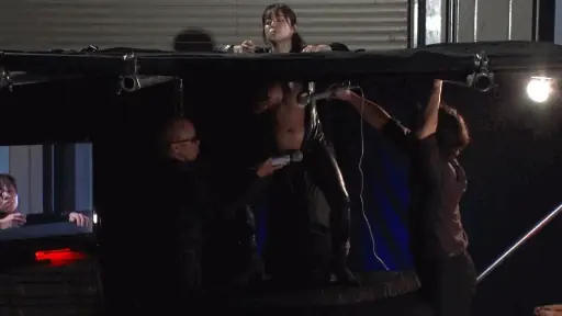 感覚遮断の蓄積快感【1drpt00108:感覚遮断 首から下の感覚をゼロにしてピンチを乗り切ろうとする潜入捜査官 羽月乃蒼】羽月乃蒼のエロいGIF画像[missav TKtube 無料エロ動画フル館]