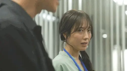 終電逃しの同僚宅泊まり【1start00257:苦手な同僚と飲み会帰りに勢いでワンナイトしてしまったら膣奥フィットするチ〇ポの相性が良すぎて人生最高の絶頂感を味わってしまい…全然好きじゃないのにおかわりセックスしまくった 小湊よつ葉】小湊よつ葉のエロいGIF画像[missav TKtube 無料エロ動画フル館]