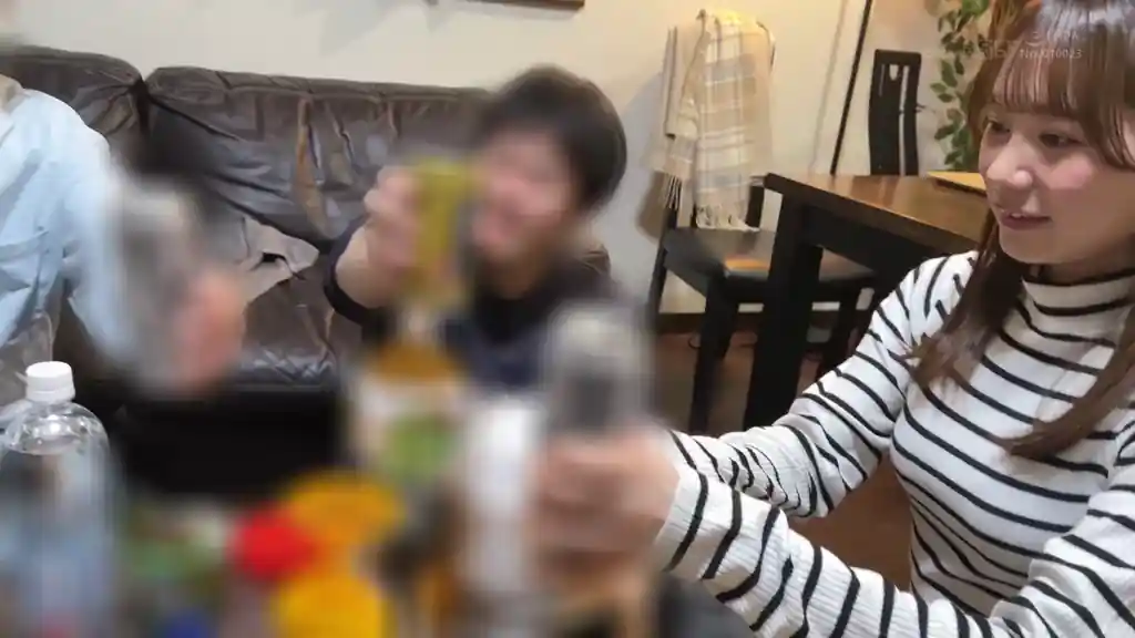 【1sdjs00375:人事部の子に大量のビールを与えたら、イキまくってたww 与田ひかげ（22）】与田ひかげのエロいシーン2[missav TKtube 無料エロ動画フル館]