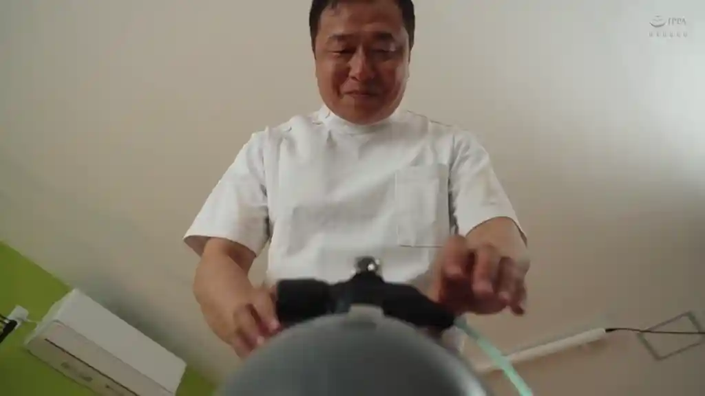 【dvaj00734:一度着けたら外せない魔改造マスクで濃縮媚薬を吸わされ続け無念の発情してしまったエステ客はデカ乳揉めばびくんびくんクリシゴけばアヘオホ絶頂みずから腰振り潮吹くイキまくり早漏ボディに仕込まれた 依本しおり】依本しおりのエロいシーン14[missav TKtube 無料エロ動画フル館]