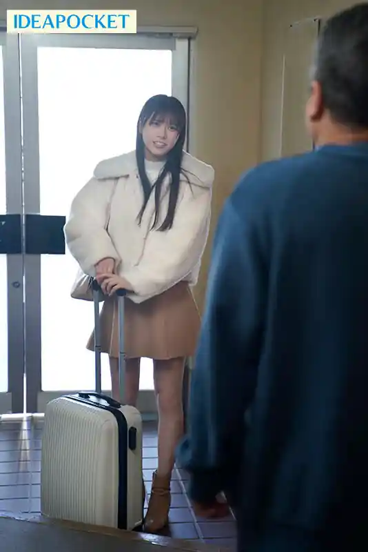 年末の二人きり寮【ipzz00881:押し弱真面目JDと二人きりになったおじさん寮長が性欲我慢できずに襲ったら雑魚マ○コすぎて元旦まで貪り続けた大晦日 愛才りあ】愛才りあのエロい画像1[missav TKtube 無料エロ動画フル館]