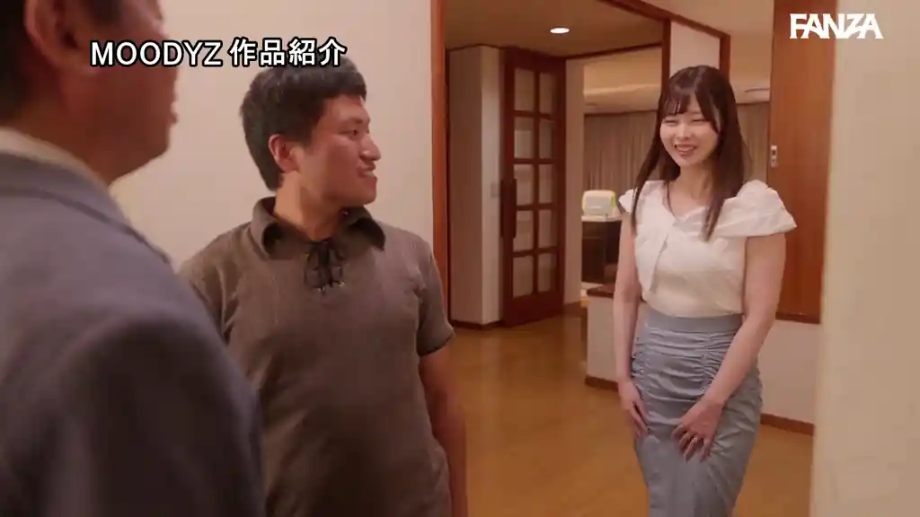 【midv00641:同棲婚約中の息子の家に泊まったら… 息子のカノジョの無自覚おっぱい誘惑に我慢できずに… コンドーム1箱10回分使い切るまで何度も何度もSEXしまくった。 九野ひなの】九野ひなののエロいシーン6[missav TKtube 無料エロ動画フル館]