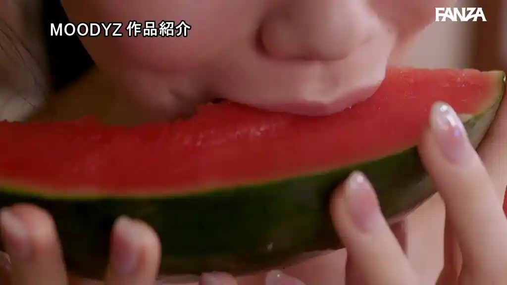 【midv00670:帰省先のド田舎で僕の東京カノジョに嫉妬した幼馴染の澪に汗だくジェラシ―淫語で精子ぶっこ抜かれた…夏の思い出。 石川澪】石川澪のエロいシーン10[missav TKtube 無料エロ動画フル館]