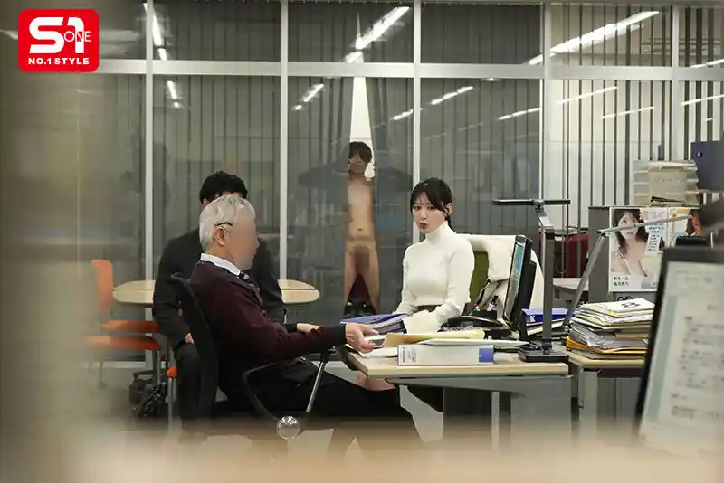 空港でのゲリラ撮影【snos00232:金松季歩を秒で全裸！秒でSEX！「えっ！ここは本当にムりぃぃぃ！！！」ドッキリ即ズボGP！】金松季歩のエロい画像2[missav TKtube 無料エロ動画フル館]